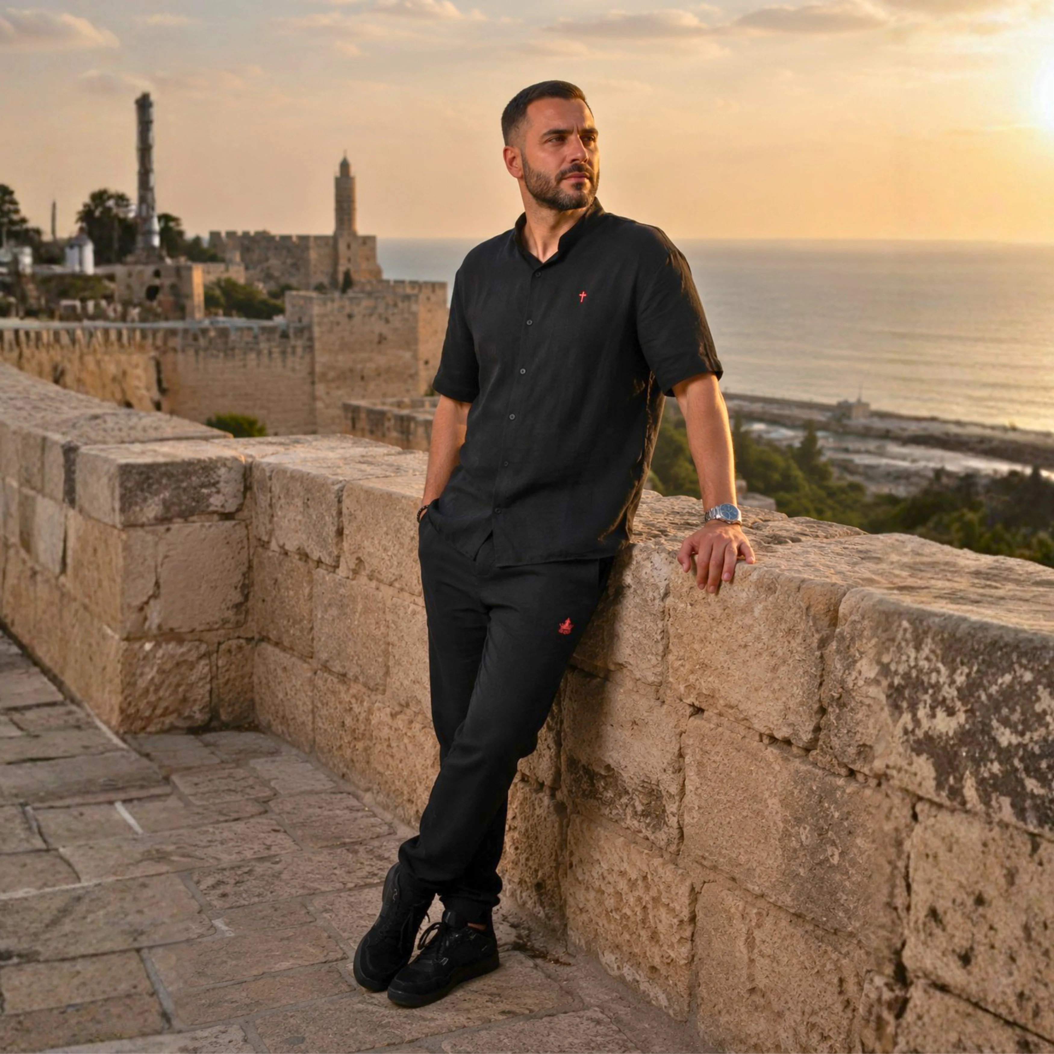 Compleu Sacral Cămașă si Pantalon din Țesătura tip In - Negru -